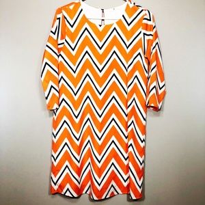 Everly Chevron Long Sleeve Dress Small